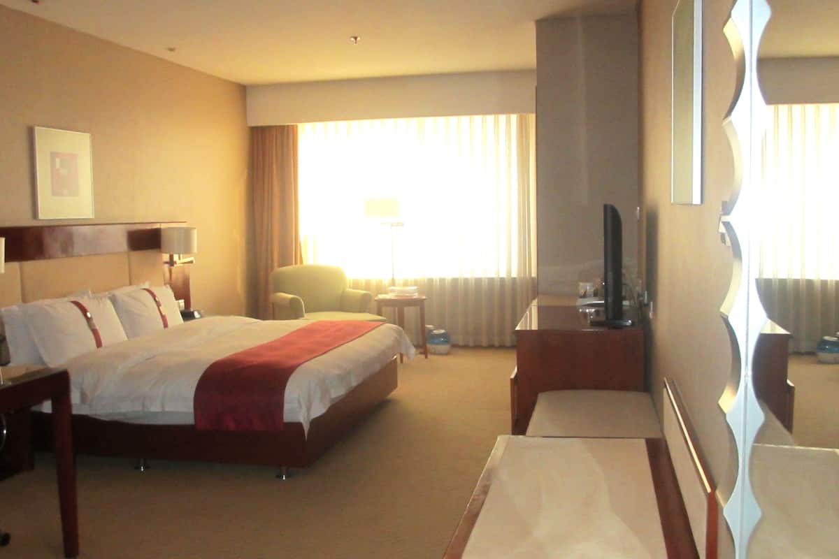 minibar, in-room safe, desk, soundproofing