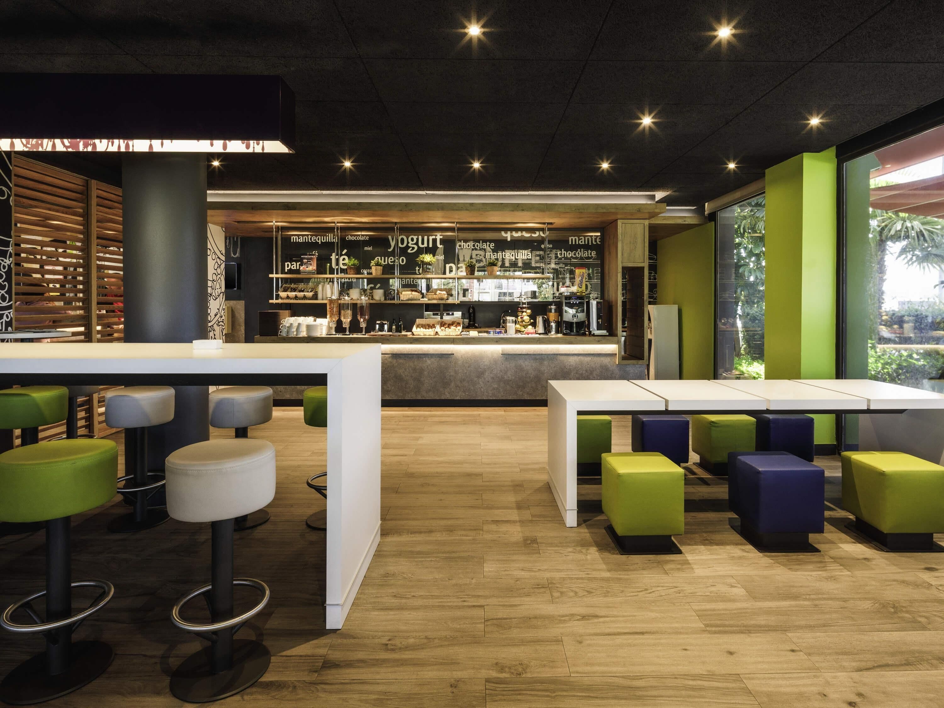 Frokostbuffé hver dag (EUR 8.50 per person)