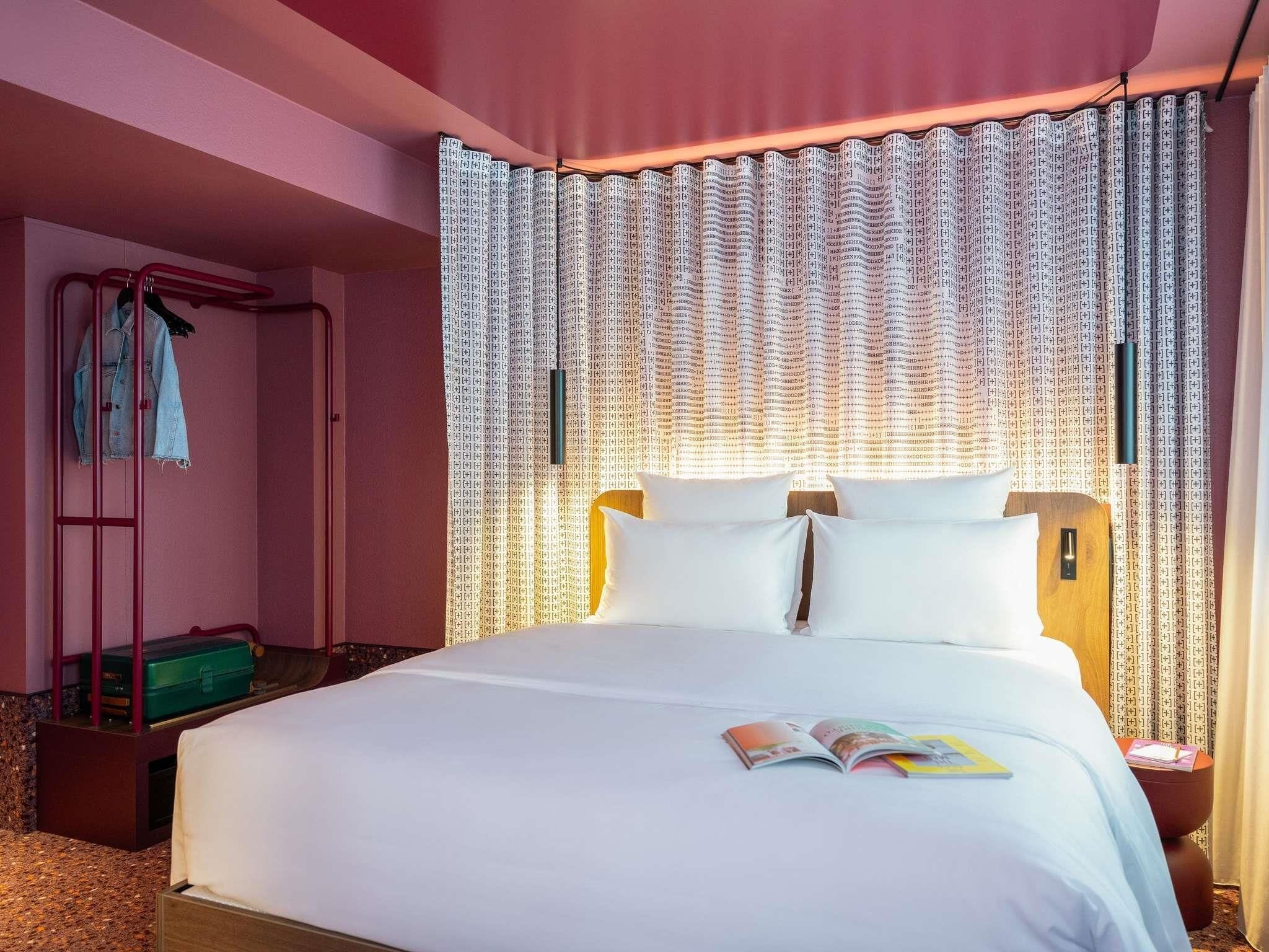 Room (Tribe Essential)