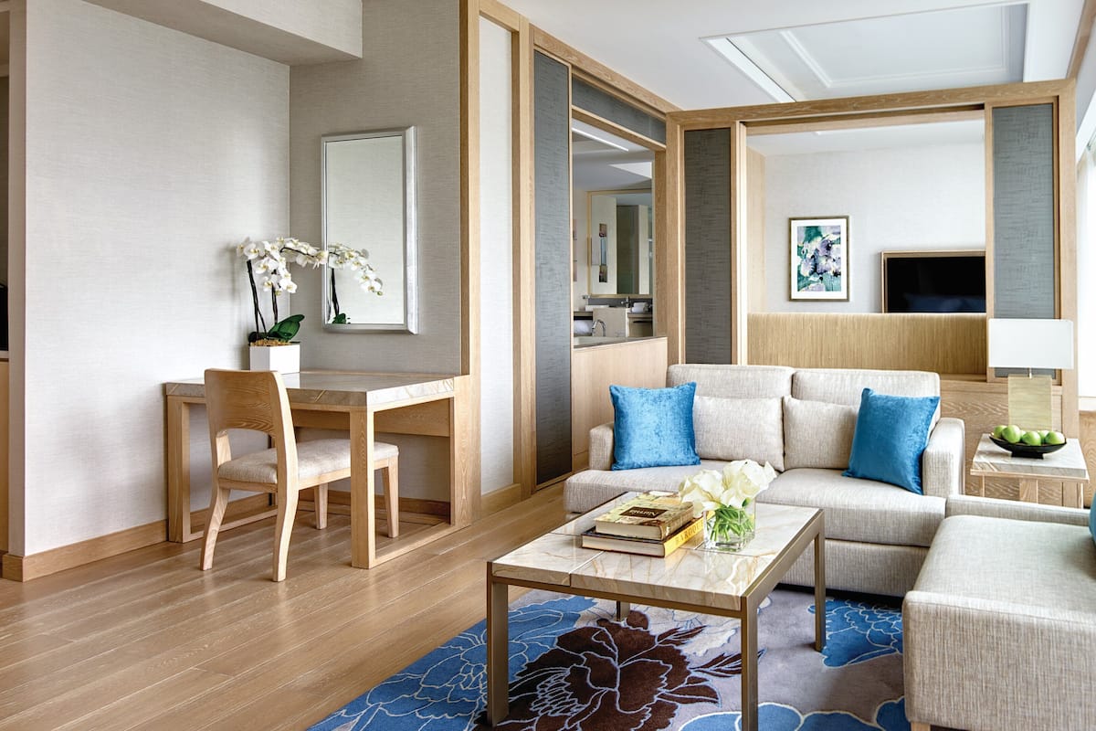1 habitación, ropa de cama hipoalergénica y minibar