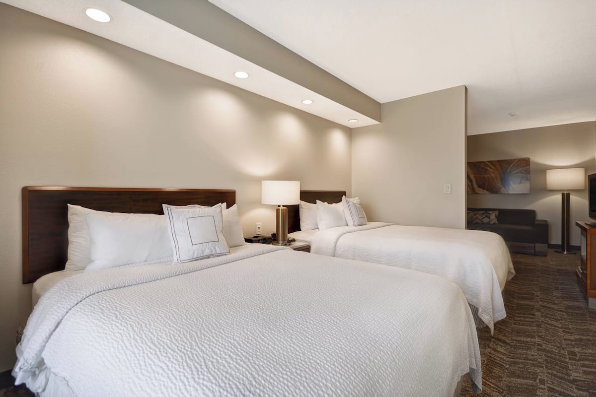Premium bedding, pillowtop beds, desk, iron/ironing board