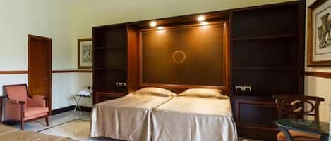 Coffres-forts dans les chambres, lits bébé (gratuits), Wi-Fi gratuit