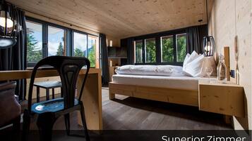 Superior-Doppelzimmer | 1 Schlafzimmer, Allergikerbettwaren, Zimmersafe, Schreibtisch