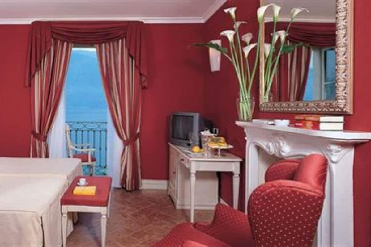Phòng 2 giường đơn Tiêu chuẩn, quang cảnh hồ | Minibar, két bảo mật tại phòng, bàn