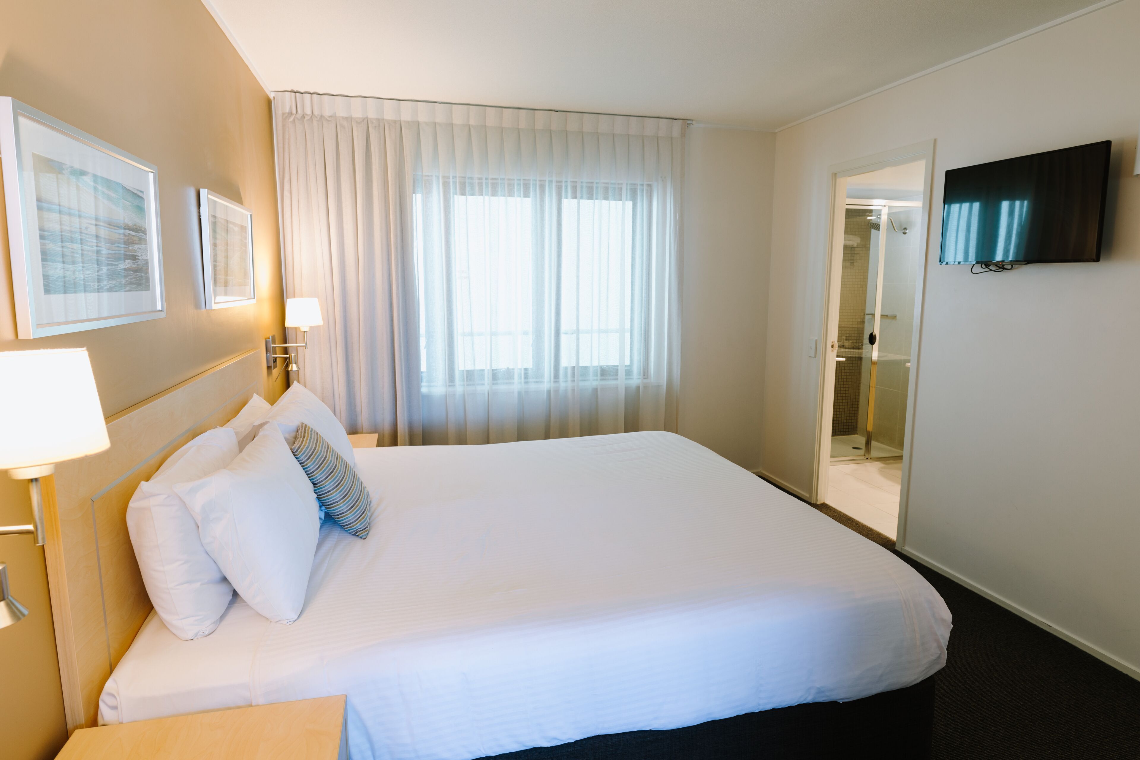 In-room safe, iron/ironing board, free WiFi, bed sheets