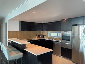 3 Bedroom Penthouse | Private kitchen