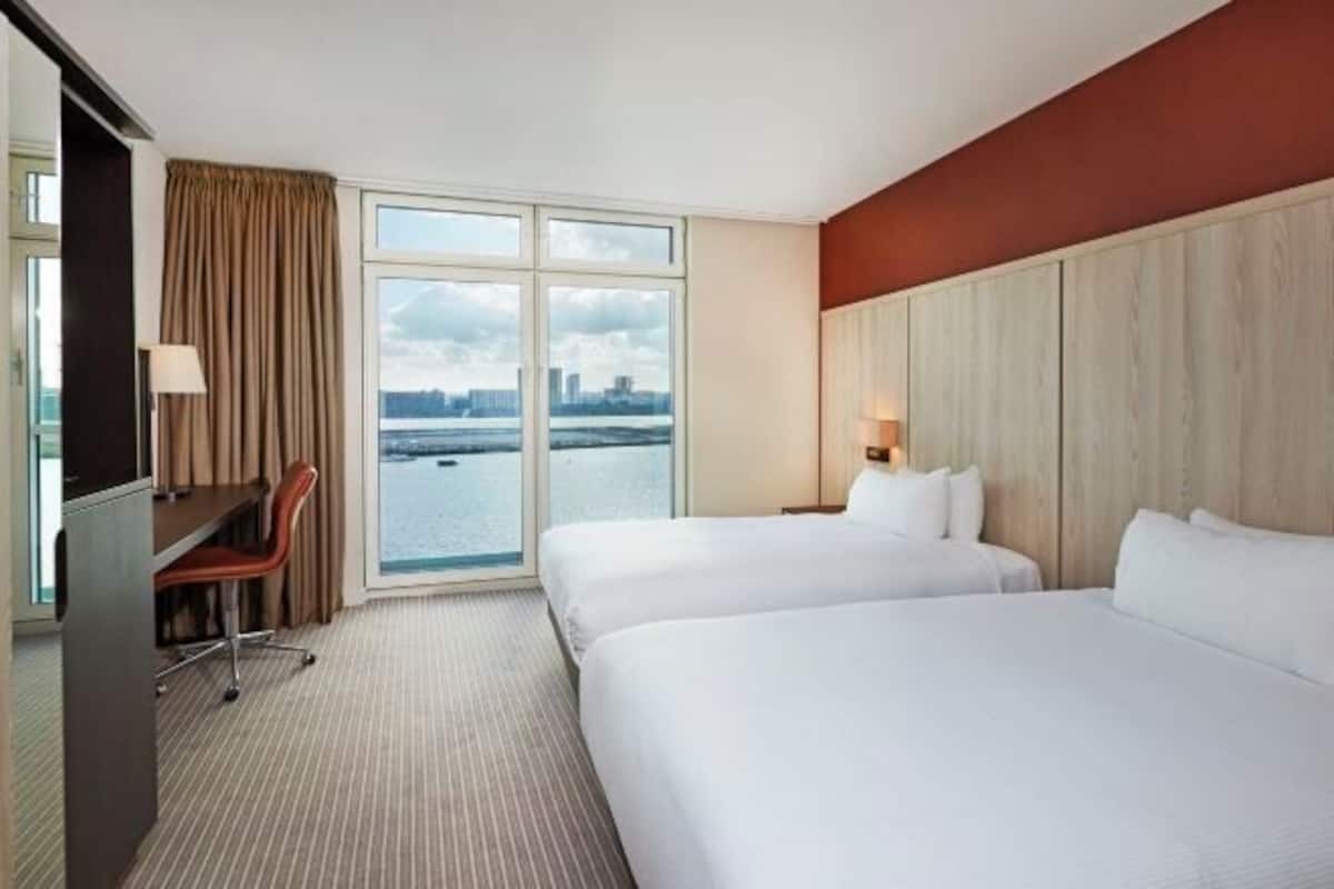 In-room safe, desk, laptop workspace, blackout curtains