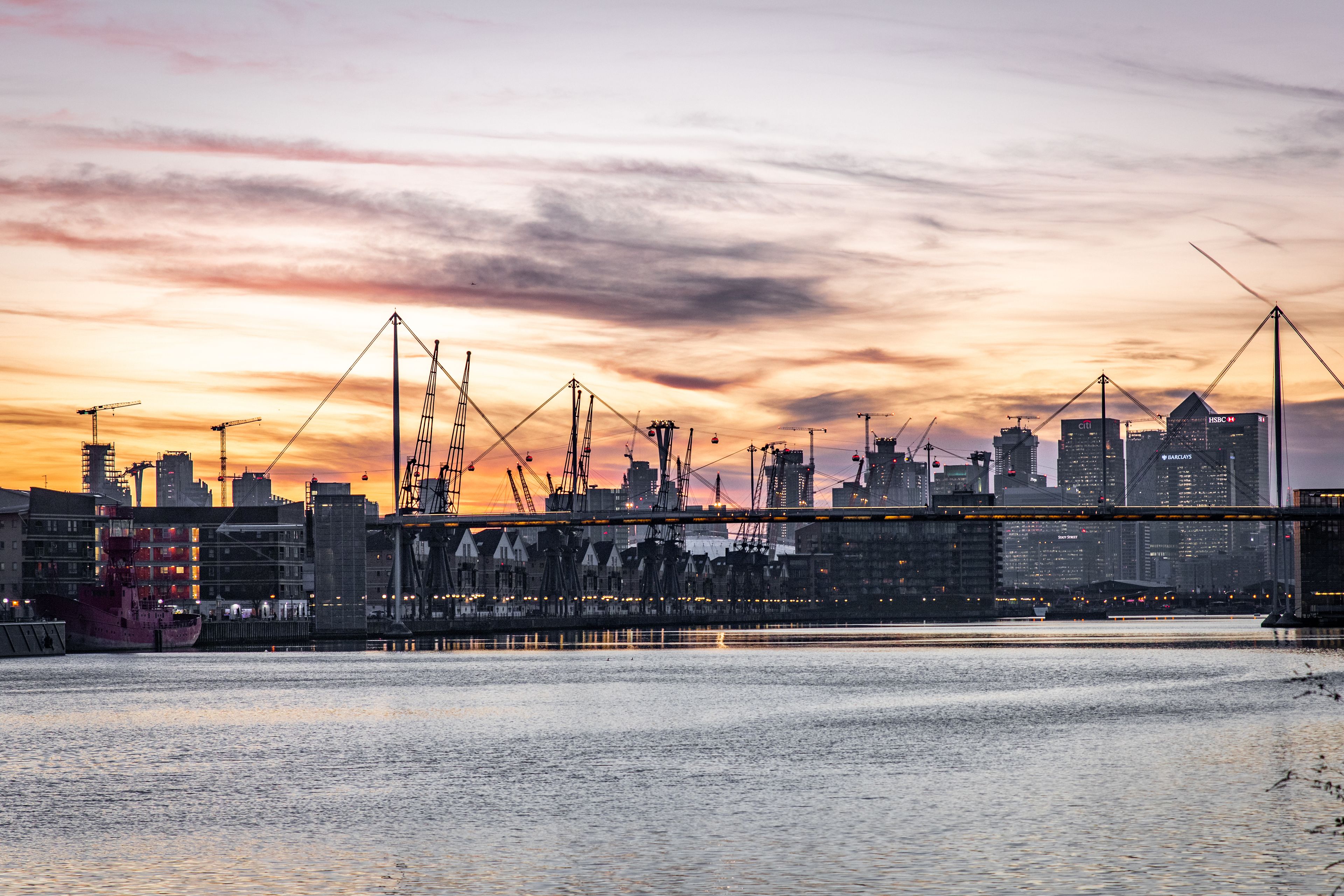 deluxe twin room, accessible | city view