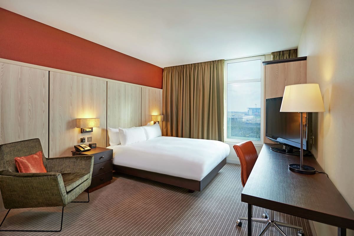 In-room safe, desk, laptop workspace, blackout drapes