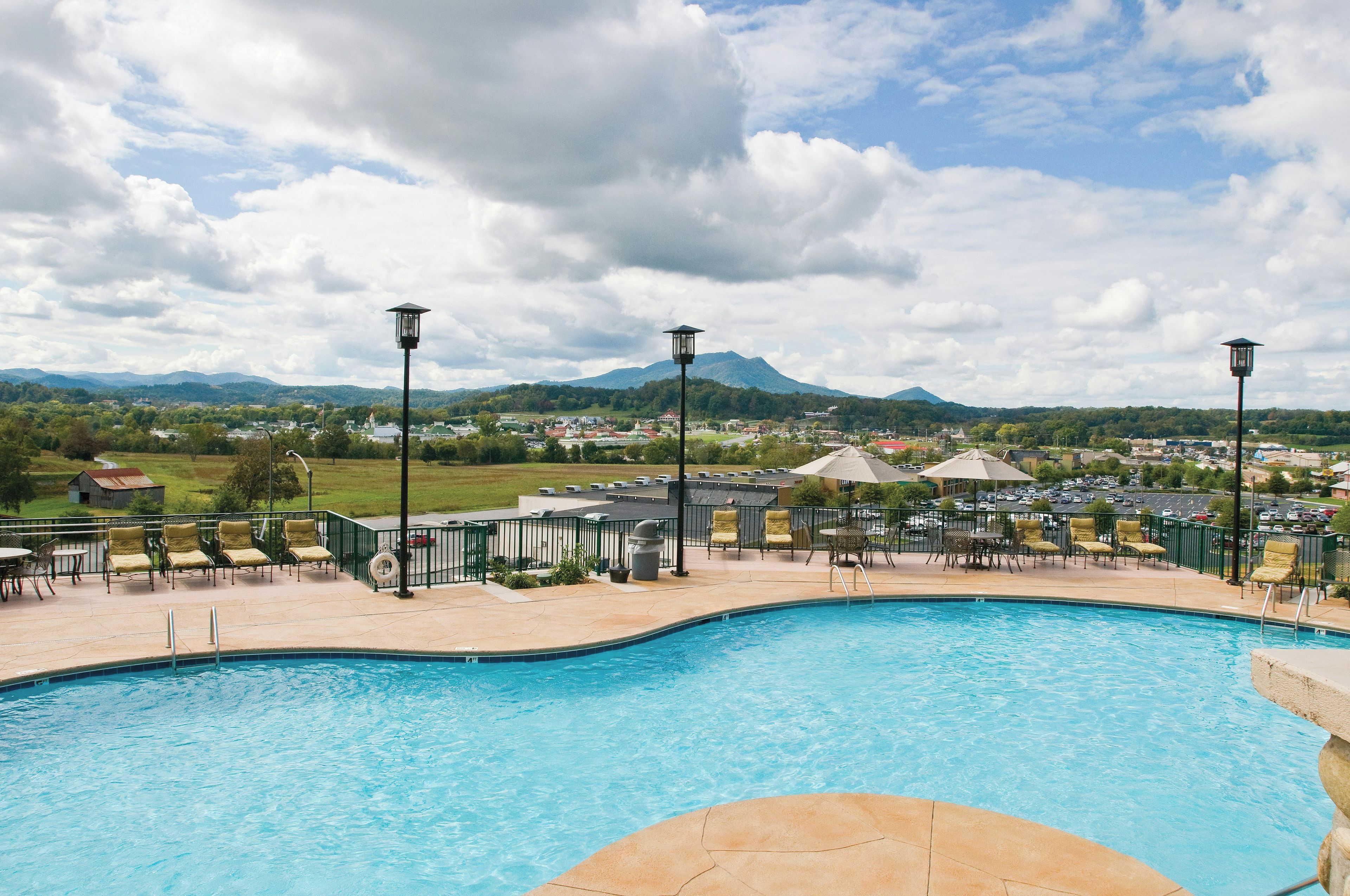 2 indoor pools, 2 outdoor pools, pool umbrellas, sun loungers