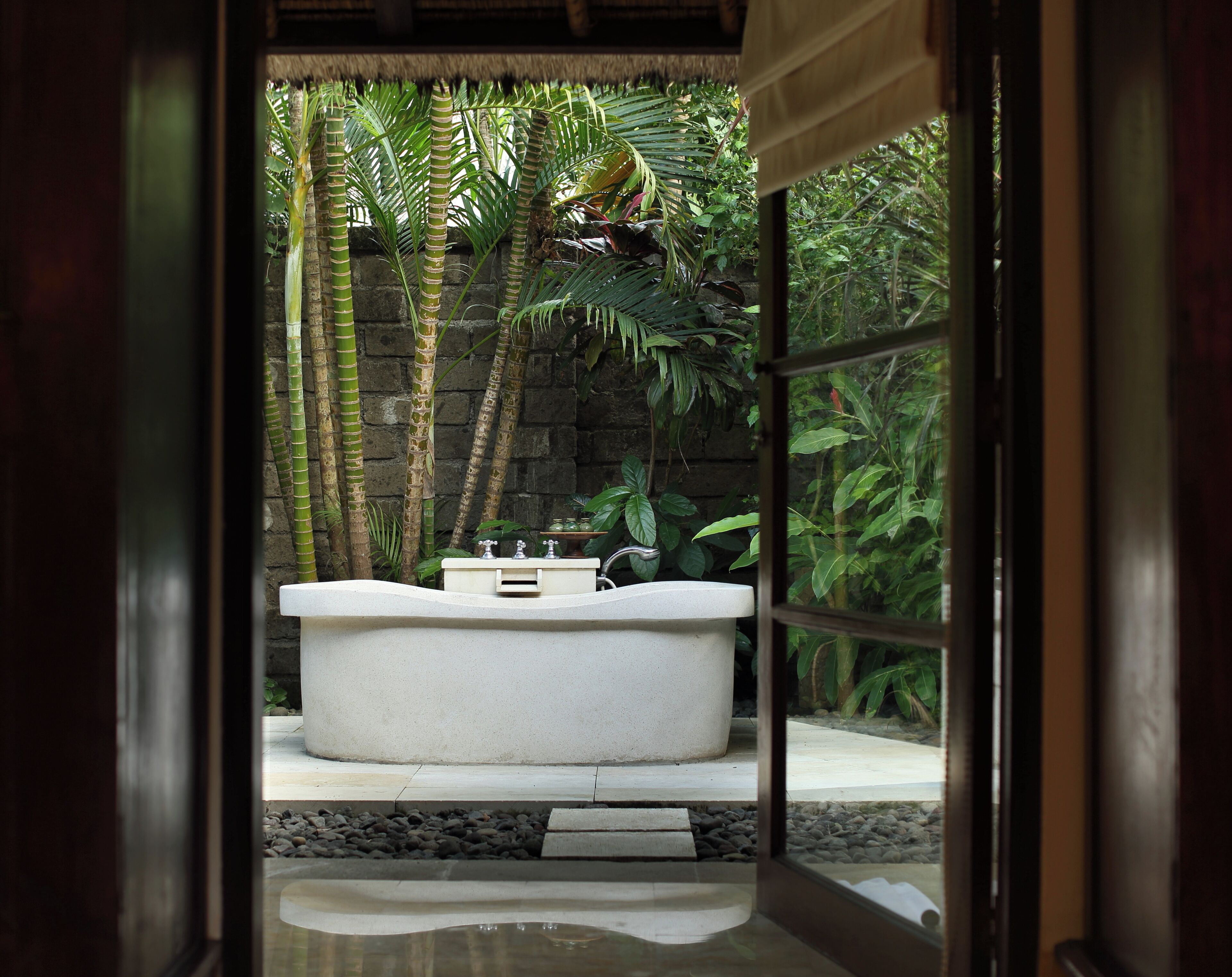 Minibar, in-room safe, desk, free cots/infant beds