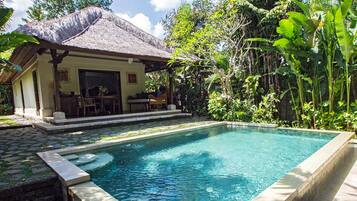 2 habitaciones, minibar y caja de seguridad en la habitación