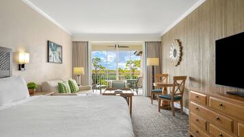 Egyptian cotton sheets, premium bedding, pillowtop beds, in-room safe