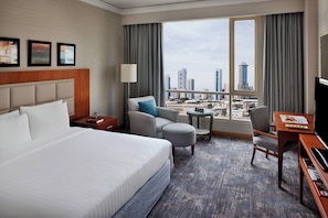 Suite, 1 King Bed | Frette Italian sheets, premium bedding, down comforters, minibar