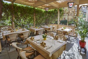 Economy Single Room | Terrace/patio