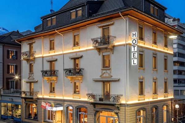 Front of property - evening/night