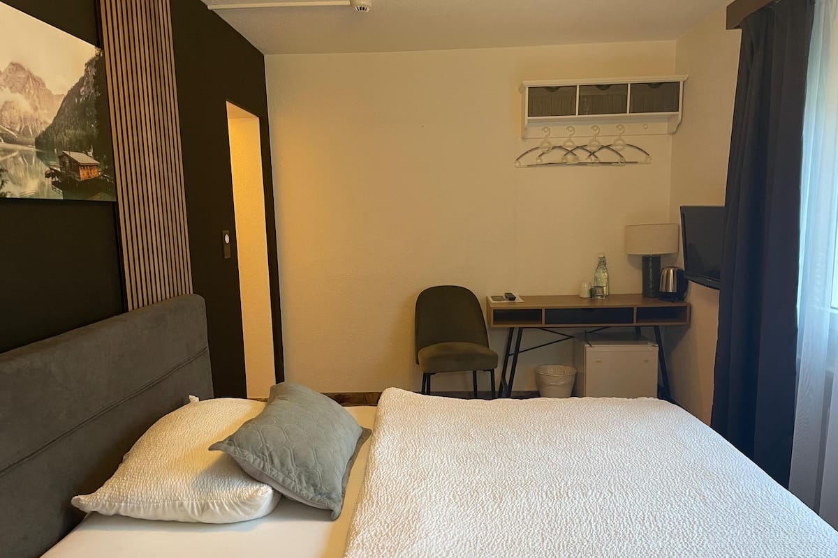 Habitación individual | Escritorio, wifi gratis y ropa de cama