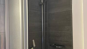 Camera singola | Bagno | Asciugacapelli, asciugamani