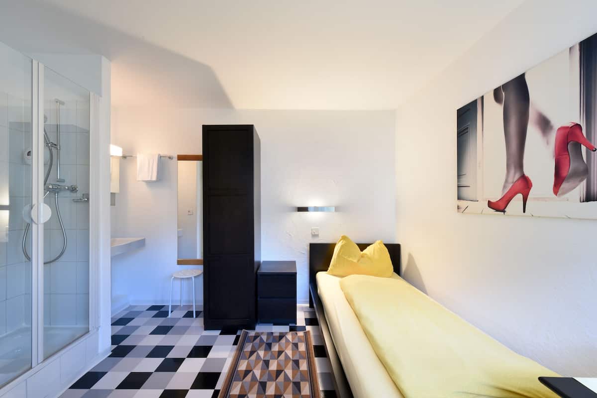 Einzelzimmer (Lodge) | Zimmersafe, Schreibtisch, kostenloses WLAN, Bettwäsche