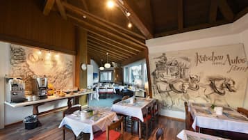 Desayuno buffet incluido todos los días