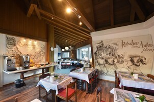 Desayuno buffet incluido todos los días 