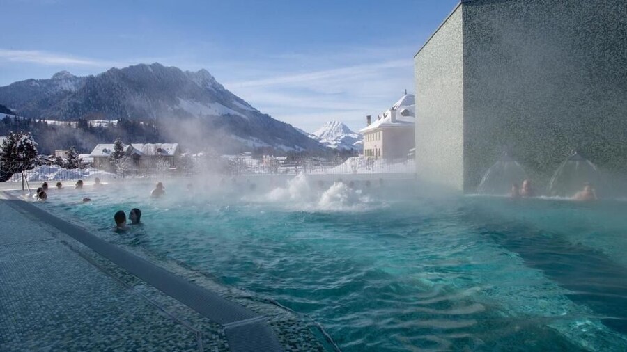Hôtel Rallye & Entrées aux Bains de la Gruyère