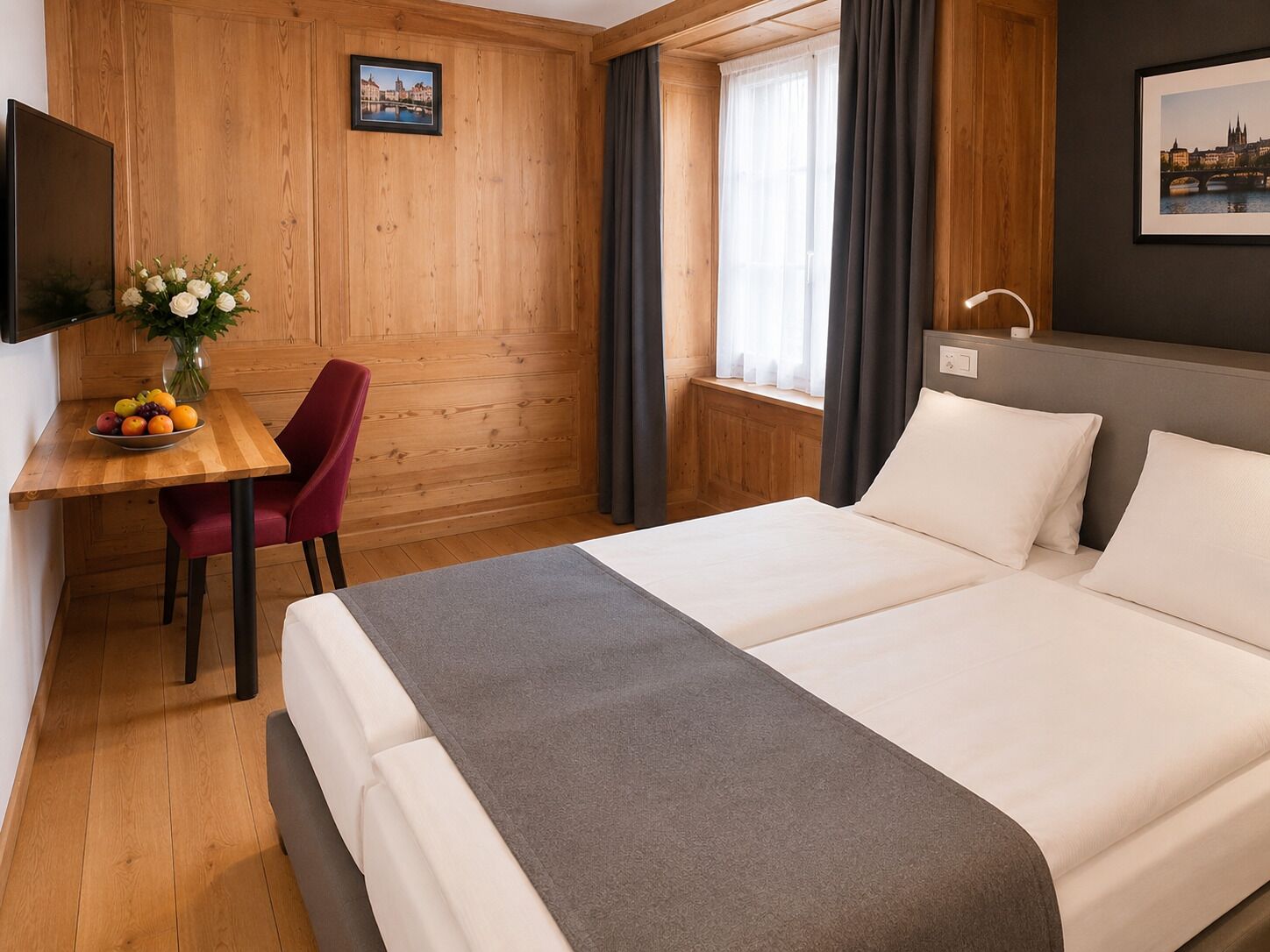 Doppelzimmer historisch | Literie hypoallergénique, coffre-fort, décor unique, bureau