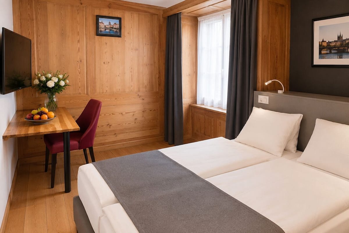 Doppelzimmer historisch | Literie hypoallergénique, coffre-fort, décor unique, bureau