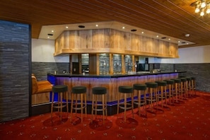 Bar (in der Unterkunft)