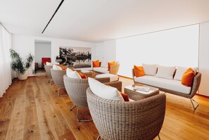 ซาวน่า, อ่างน้ำร้อน