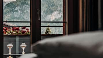 Chalet-Zweibettzimmer, Balkon, Bergblick