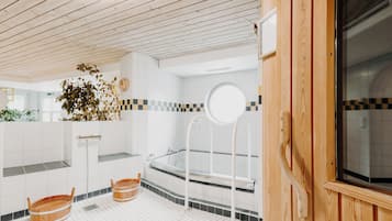 Sauna, Whirlpool