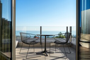 Superior Lake with balcony | Terrace/patio