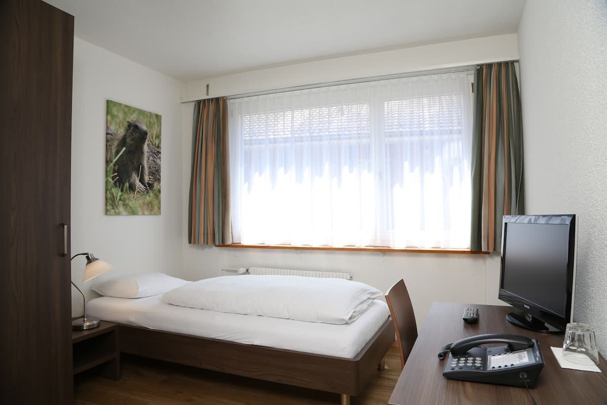 Minibar, in-room safe, desk, blackout curtains