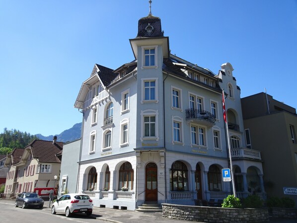 Exterior - Hotel Lötschberg (Interlaken)