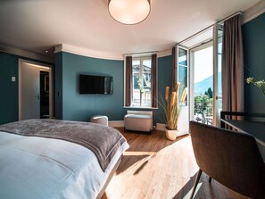 Zimmer, 2 Einzelbetten, Balkon (Modern, air-conditioned)