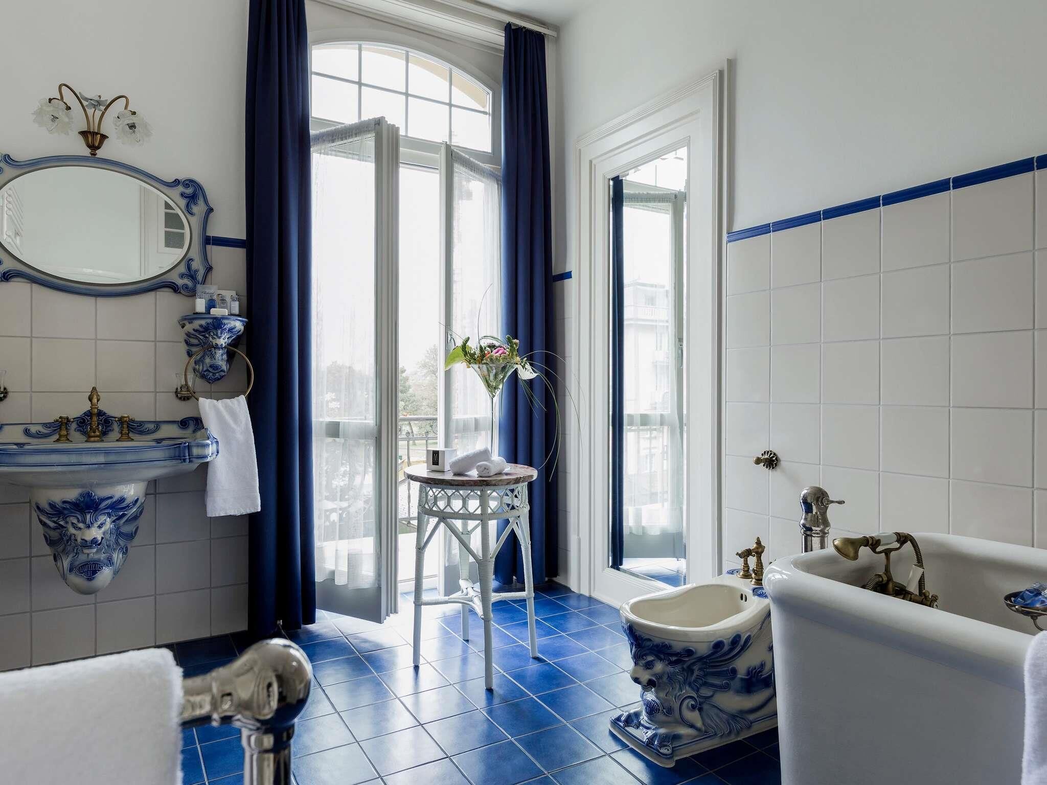 Royal suite, balkon (Historic) | Hypoallergeen beddengoed, donzen dekbedden, een kluis op de kamer