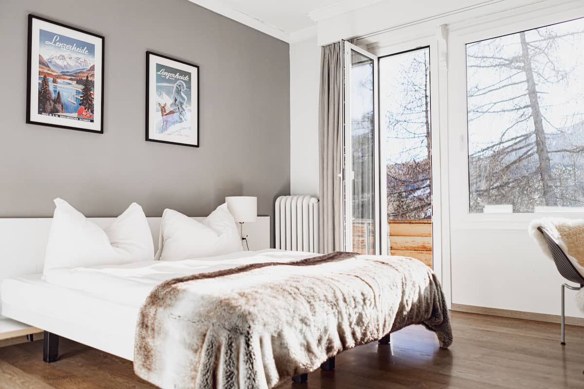 double room (l) | hypo-allergenic bedding, bed sheets