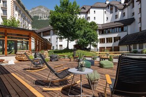 Sun deck