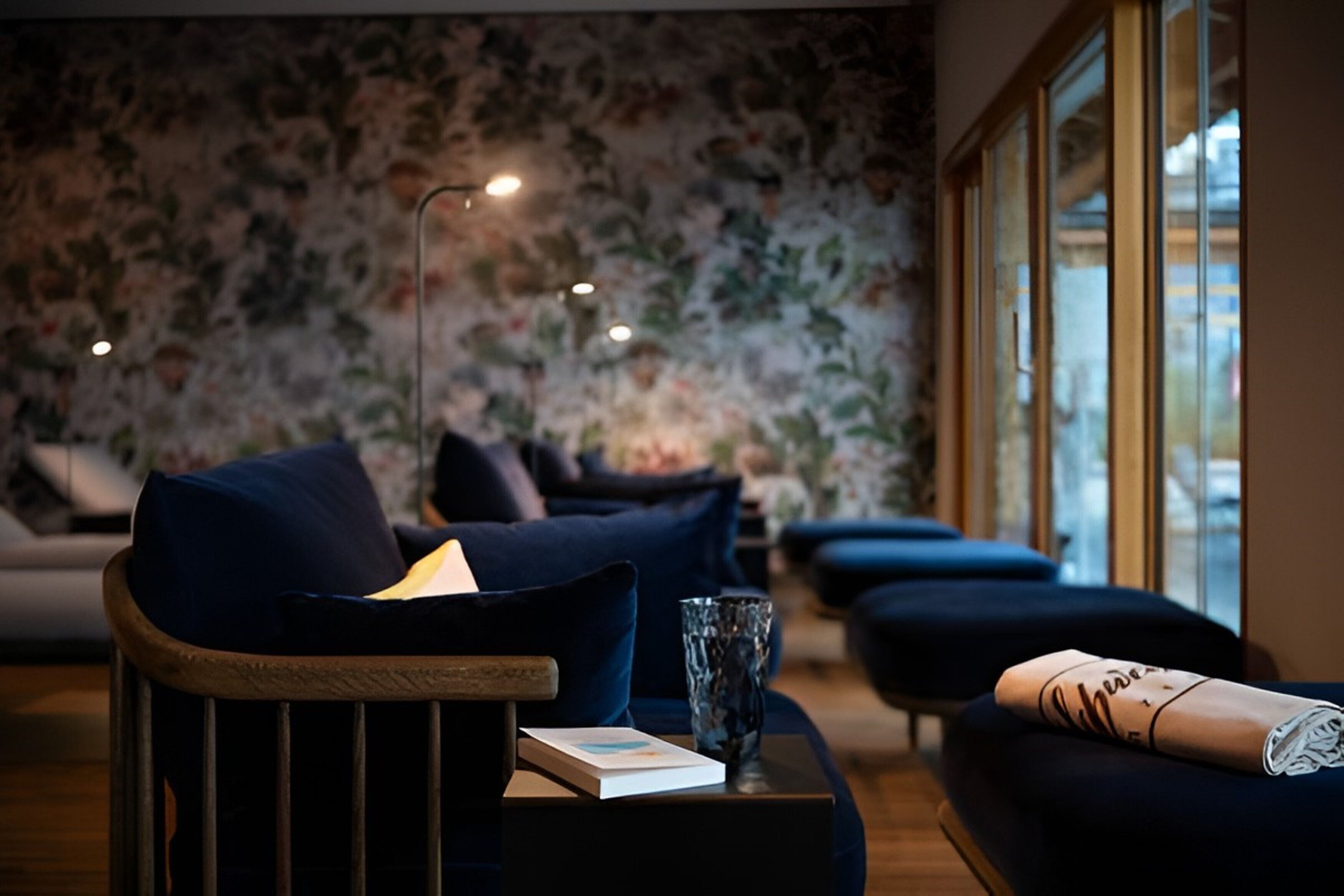 sauna, steam room, turkish bath/hammam, body treatments, body wraps