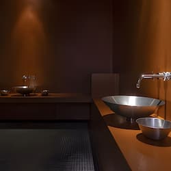 Sauna, steam room, Turkish bath/hammam, body treatments, body wraps