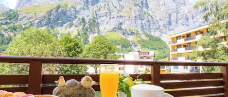 Desayuno buffet incluido todos los días