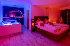 Suite romántica | 1 dormitorio, escritorio, cortinas opacas y wifi gratis