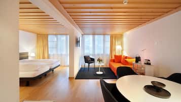 Junior Suite (Deluxe South) | 1 bedroom, free WiFi