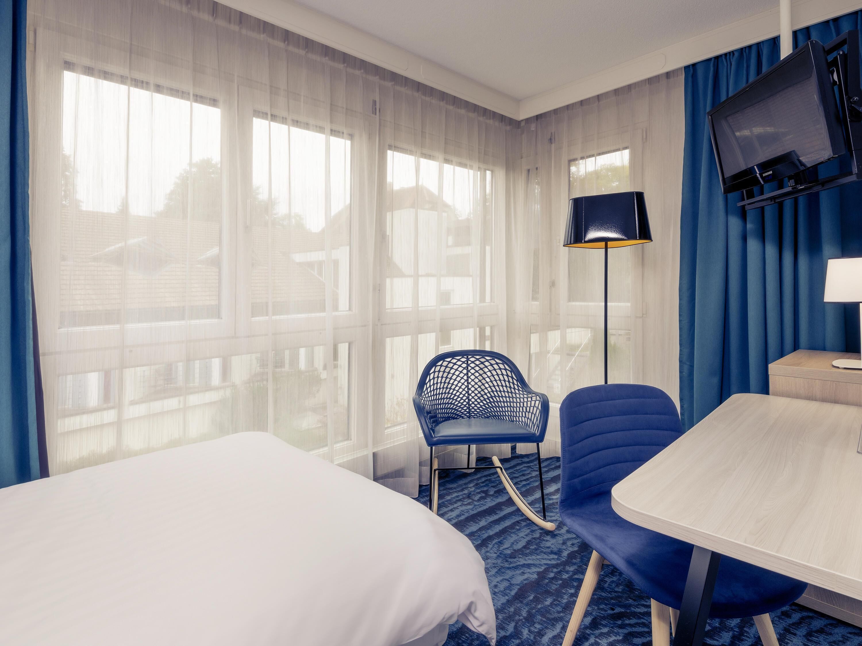 standard room, 1 single bed | free minibar, in-room safe, desk, blackout curtains