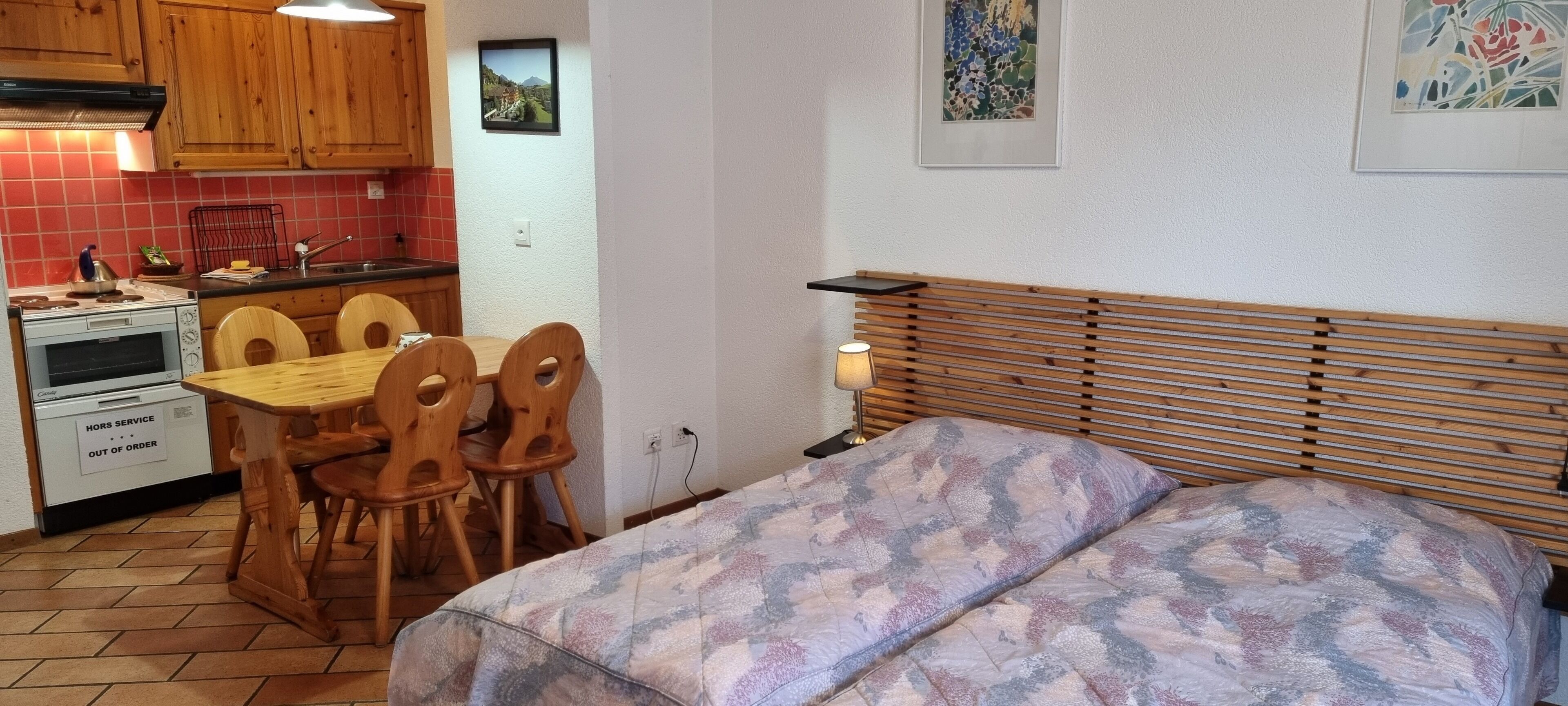 economy studio | 1 bedroom, cots/infant beds, wifi, bed sheets