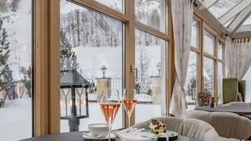 Petit déjeuner buffet compris tous les jours