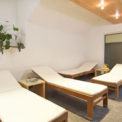 Lichaamsbehandelingen, gezichtsbehandelingen, ayurvedische behandelingen