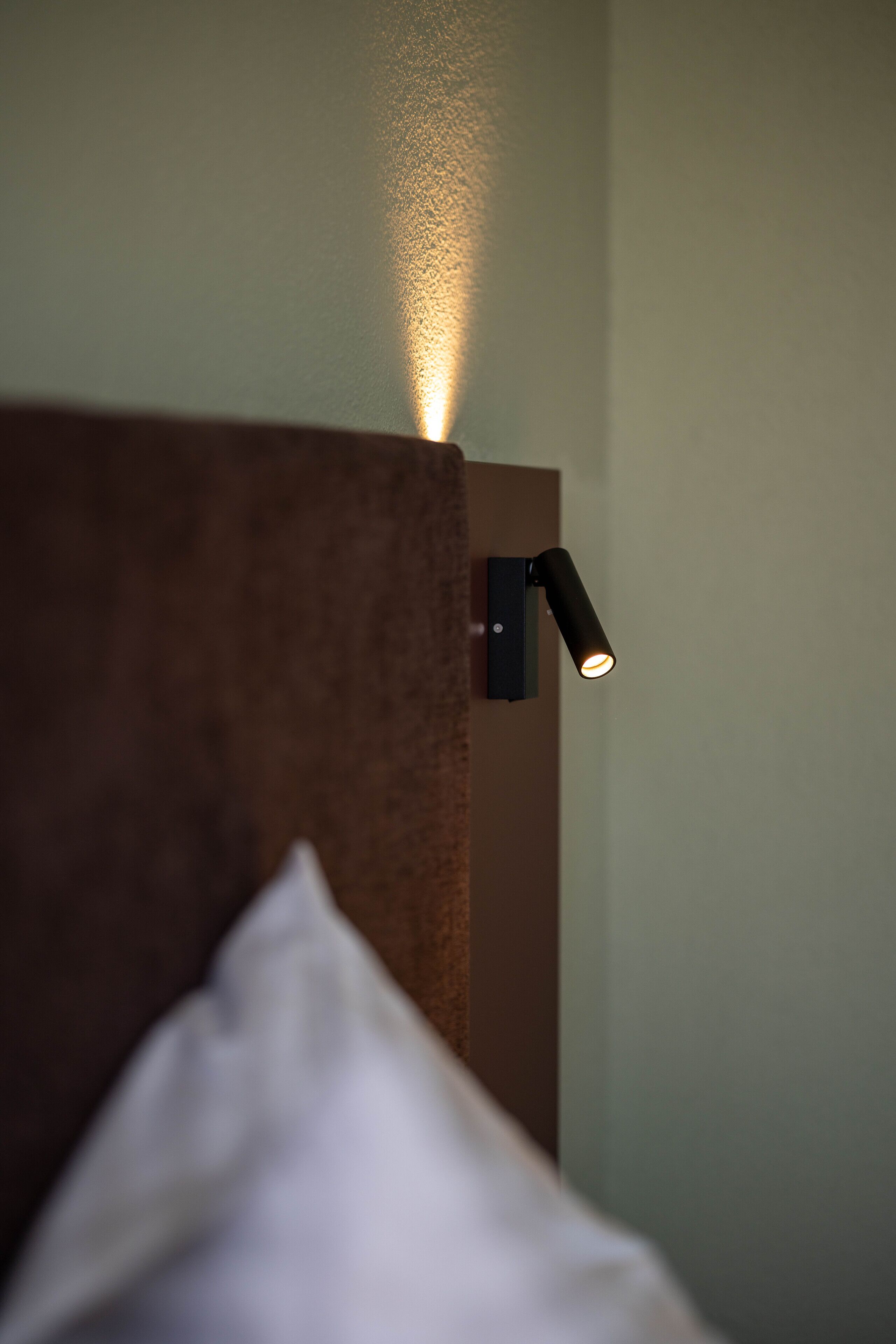 in-room safe, desk, free wifi, bed sheets