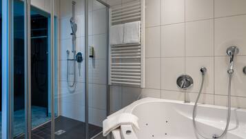 Junior Suite | Bathroom